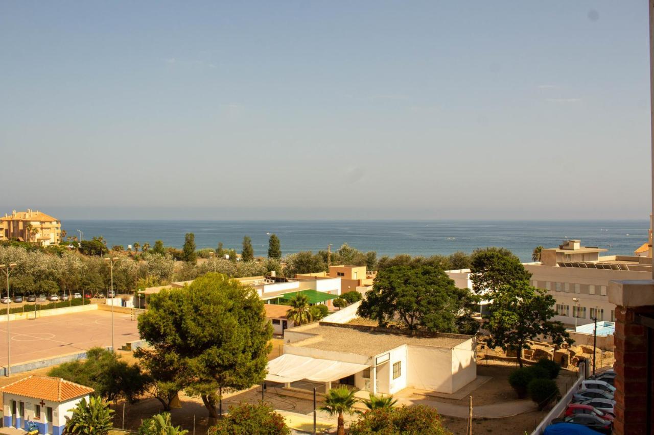 Larios Dos 504. Estudio Con Vistas Al Mar Cerca De La Playa Torrox Luaran gambar